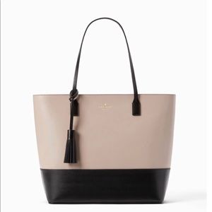 Beautiful Kate Spade Tote Plus bonus Gift